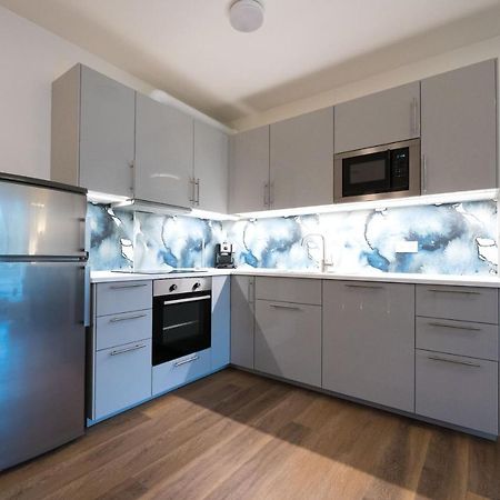Bein Apartment With Parking Брно Экстерьер фото
