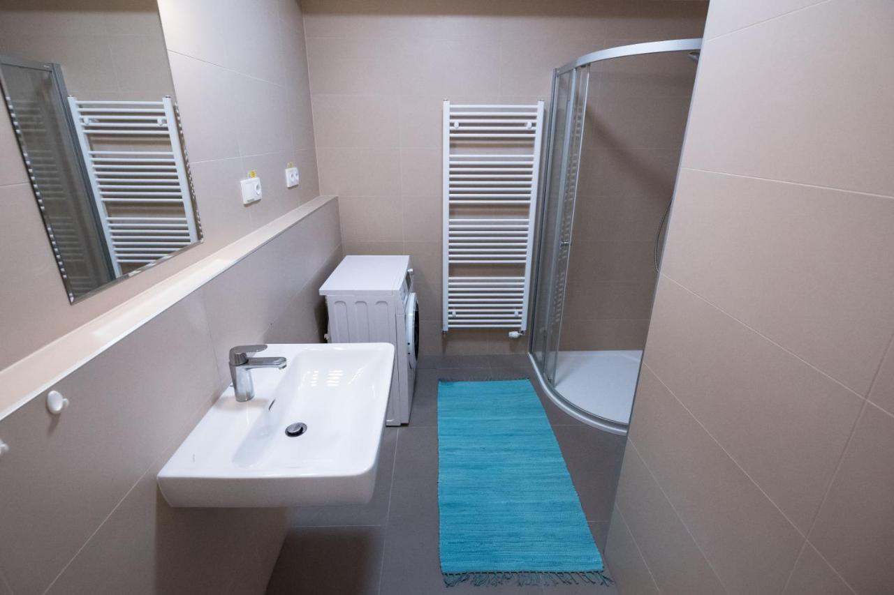 Bein Apartment With Parking Брно Экстерьер фото